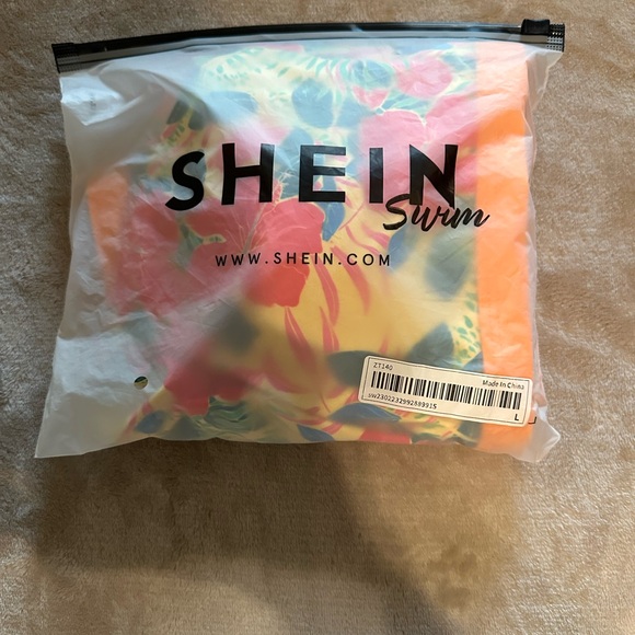 SHEIN Floral Print Bandeau Bikini Set Sz L - Picture 5 of 5